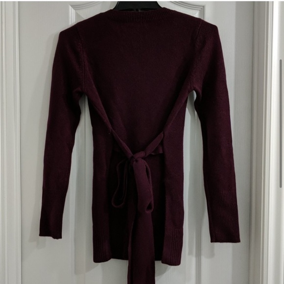 Club Monaco 100% Cashmere Sweater - Picture 2 of 4